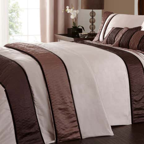Manhattan Mocha Throw