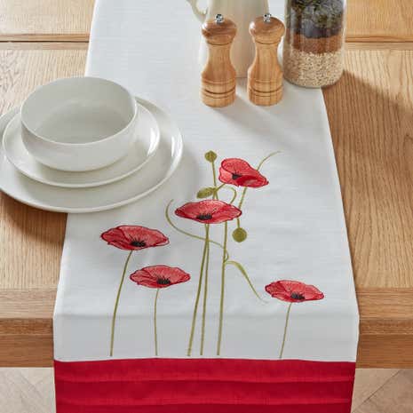 Red Poppy Table Runner