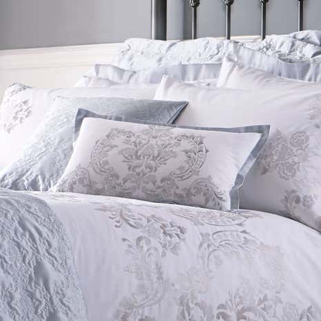 Nina Silver Cushion