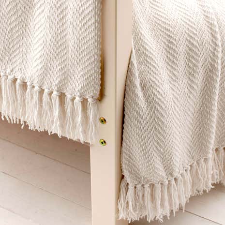 Chevron Throw