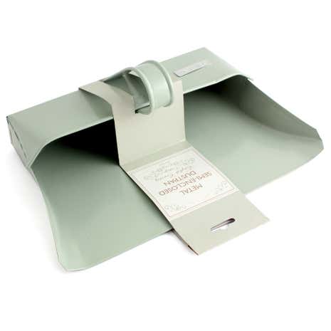English Heritage Semi Enclosed Metal Dustpan