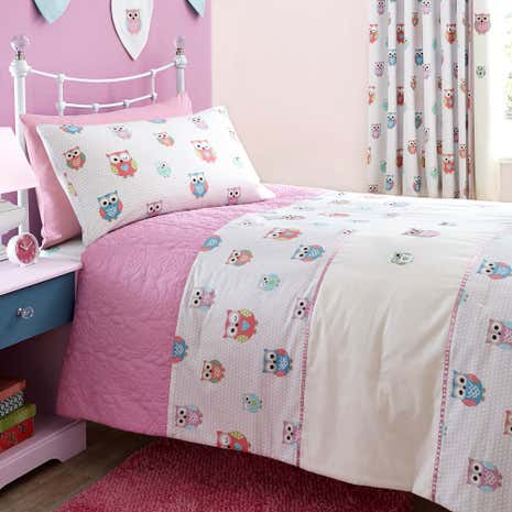 Pretty Owls Pink Bedspread