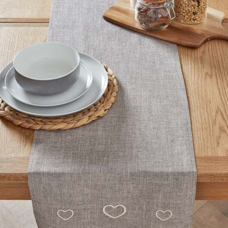 Country Hearts Runner