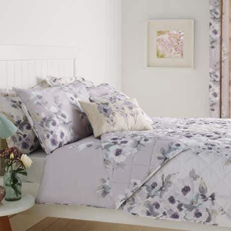 Delphine Mauve Throw