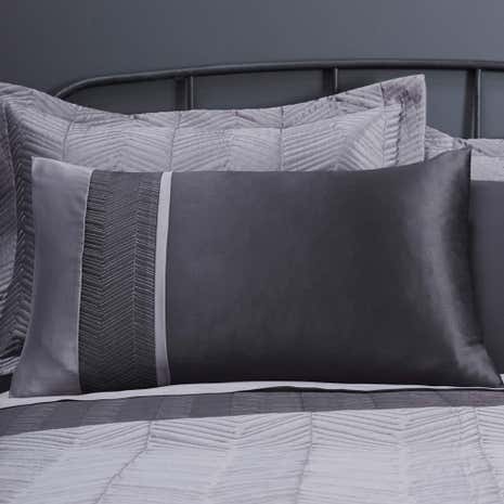 Owen Black Housewife Pillowcase