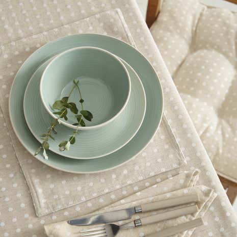 Linen Spot Placemat