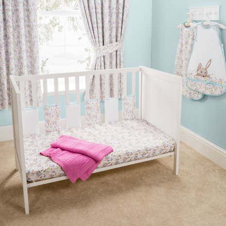 Ditsy Floral Pink Knitted Blanket