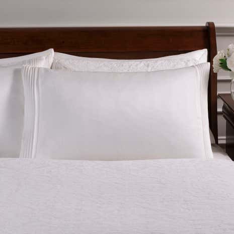 Dorma Charlbury Cream Cuffed Pillowcase