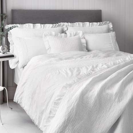 Frill Trim White Bedspread