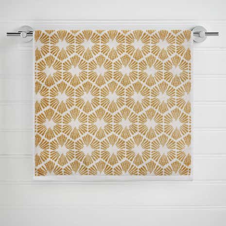 Charm Geo White Towel