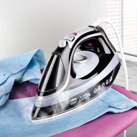 Addis Aeon Steam Iron