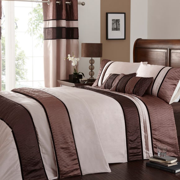 Manhattan Mocha Bed Linen Collection