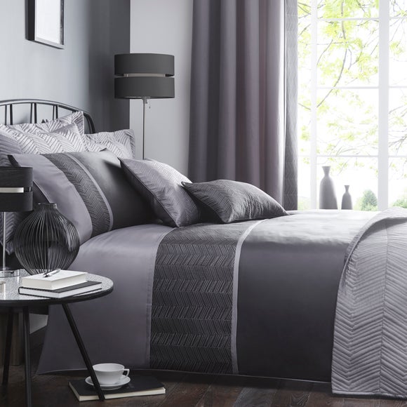Owen Black Bed Linen Collection