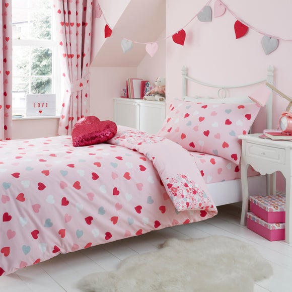 Loveable Hearts Bed Linen Collection