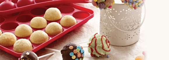 Christmas Cake Pops Ingredients Christmas Cake Pops Ingredients