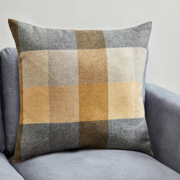 dunelm large cushion