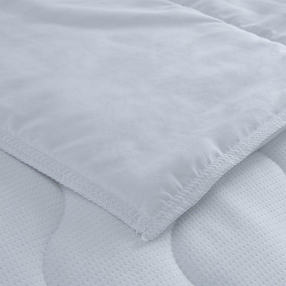 Fogarty Little Sleepers Lullaby Lavender Scented Cot Bed 4 Tog Duvet Fogarty Little Sleepers Lullaby Lavender Scented Cot Bed 4 Tog Duvet