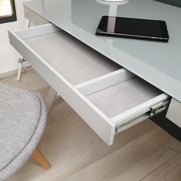 silas smart desk