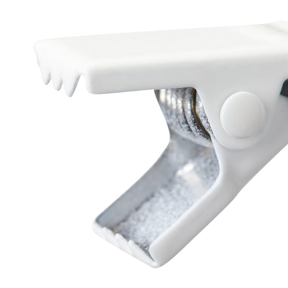 Pack of 6 White Curtain Rings with Clips Dia. 25mm Dunelm