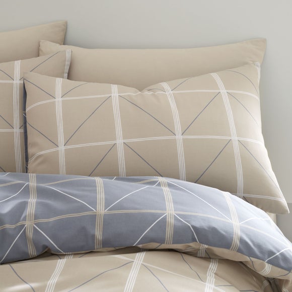 catherine lansfield geometric bedding