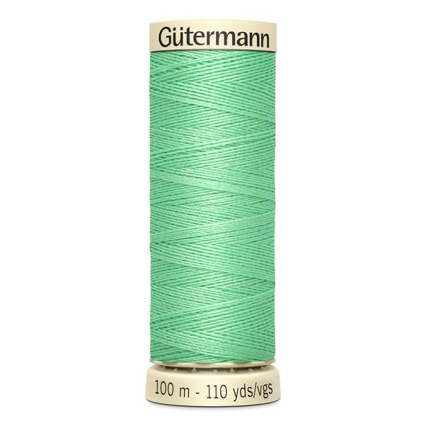 Gutermann Sew All Thread Fresh Green (205) image 1 of 2