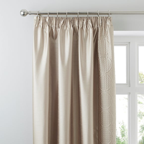  Dunelm