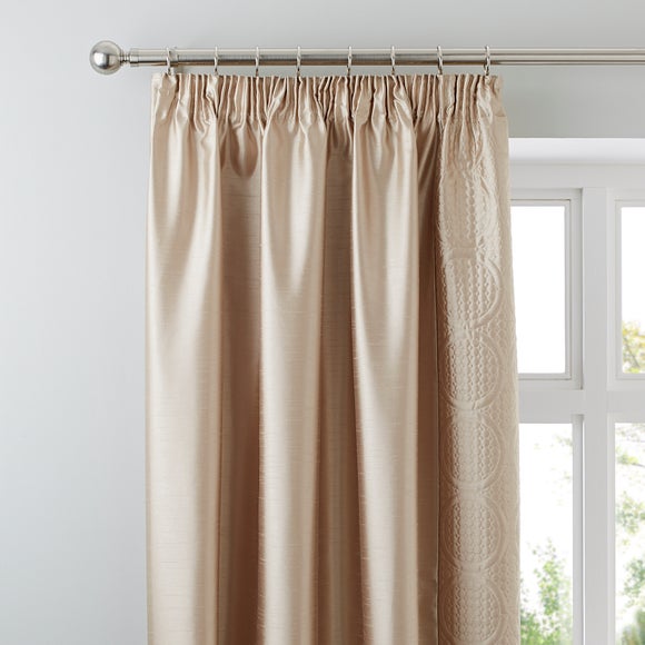  Dunelm
