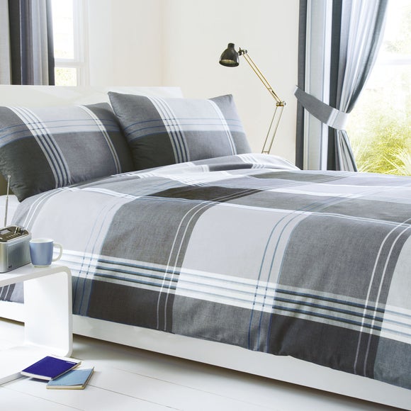 Taylor Reversible Duvet Cover and Pillowcase Set