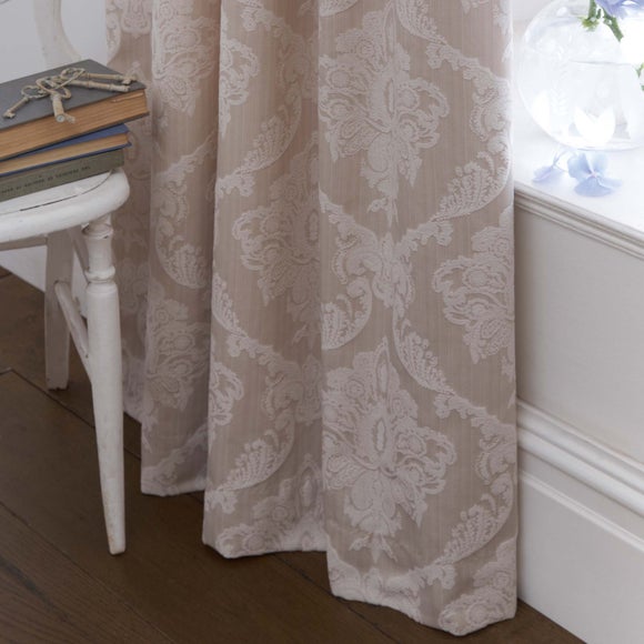  Dunelm