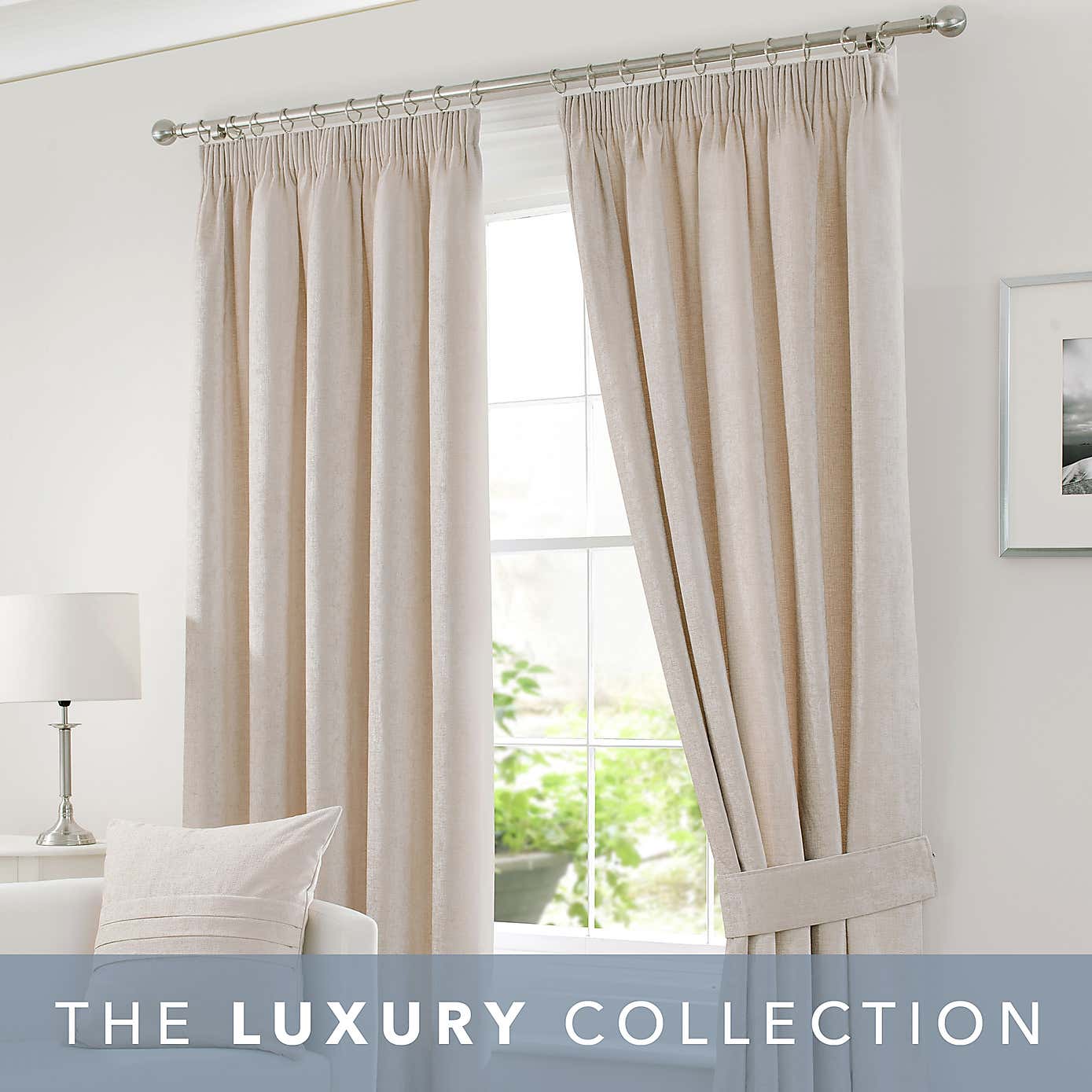 Carousel zoom image position 2 of 6