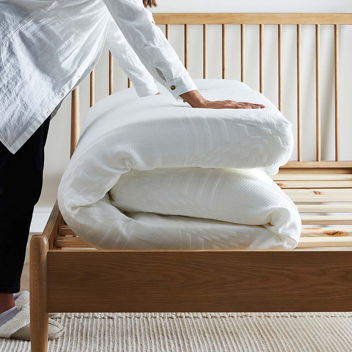 Carousel zoom image position 2 of 4