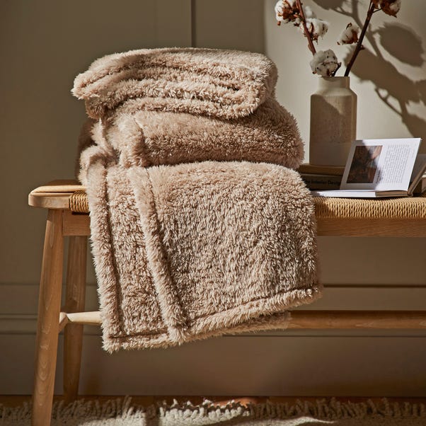Teddy Bear Throw | Dunelm