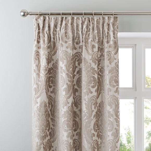  Dunelm