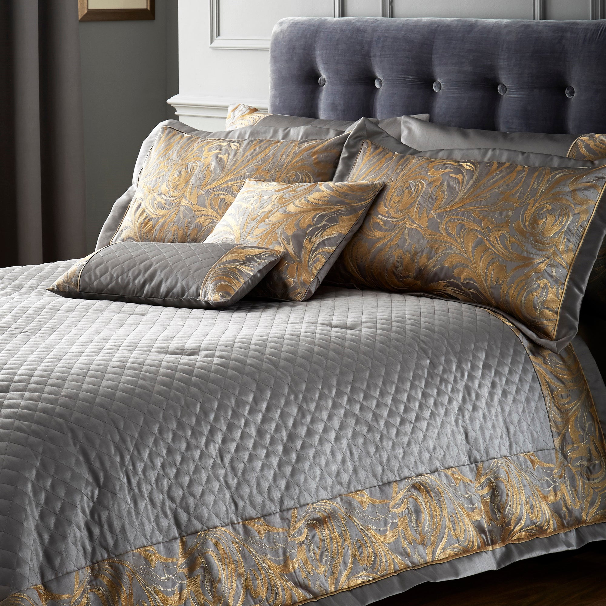 32 50 For Grayson Pewter Bedspread Pewter Grey Gold Deal Direct Co Uk