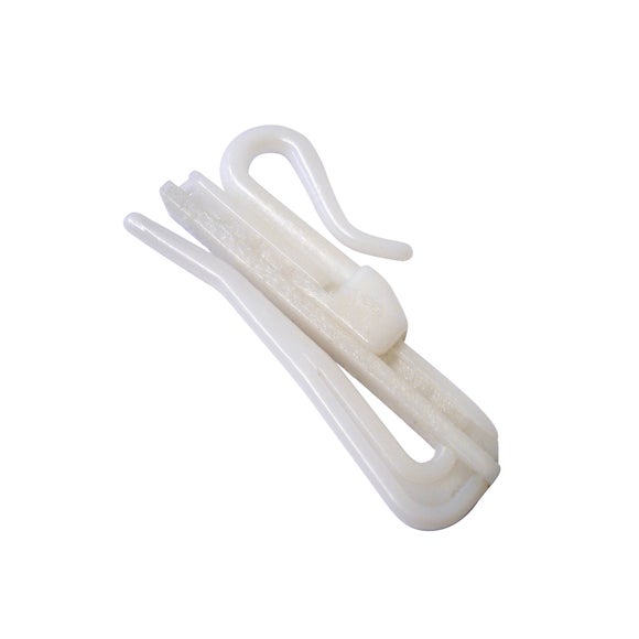 Pack Of 20 Adjustable Curtain Hooks