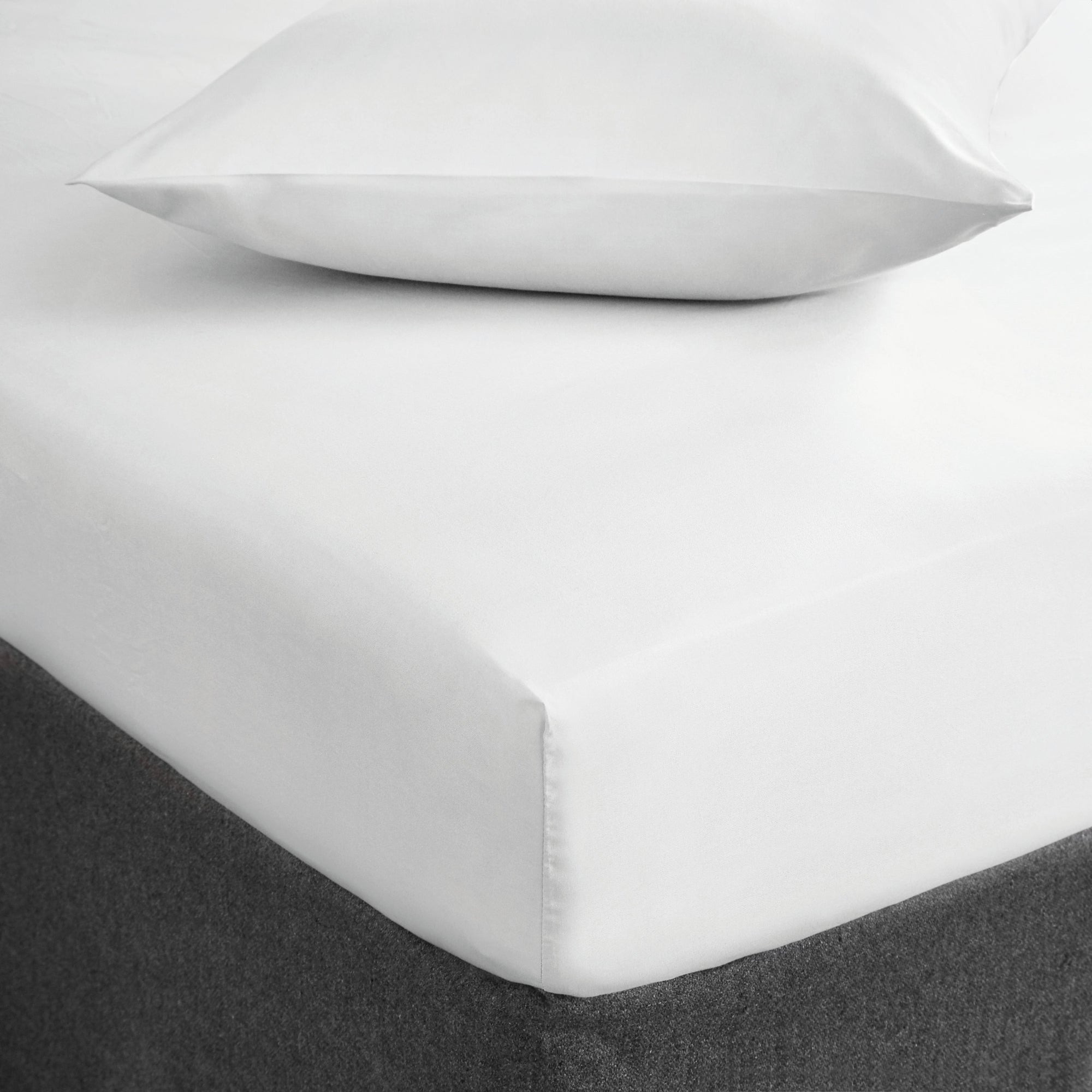 Fogarty Soft Touch Fitted Sheet | Dunelm