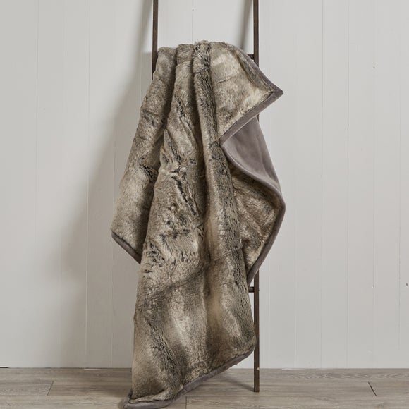 Faux fur throw discount dunelm