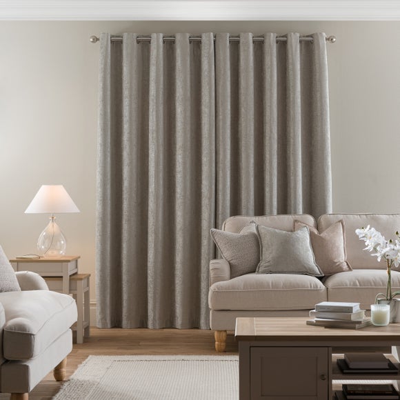 Carousel navigation image position 5 of 9