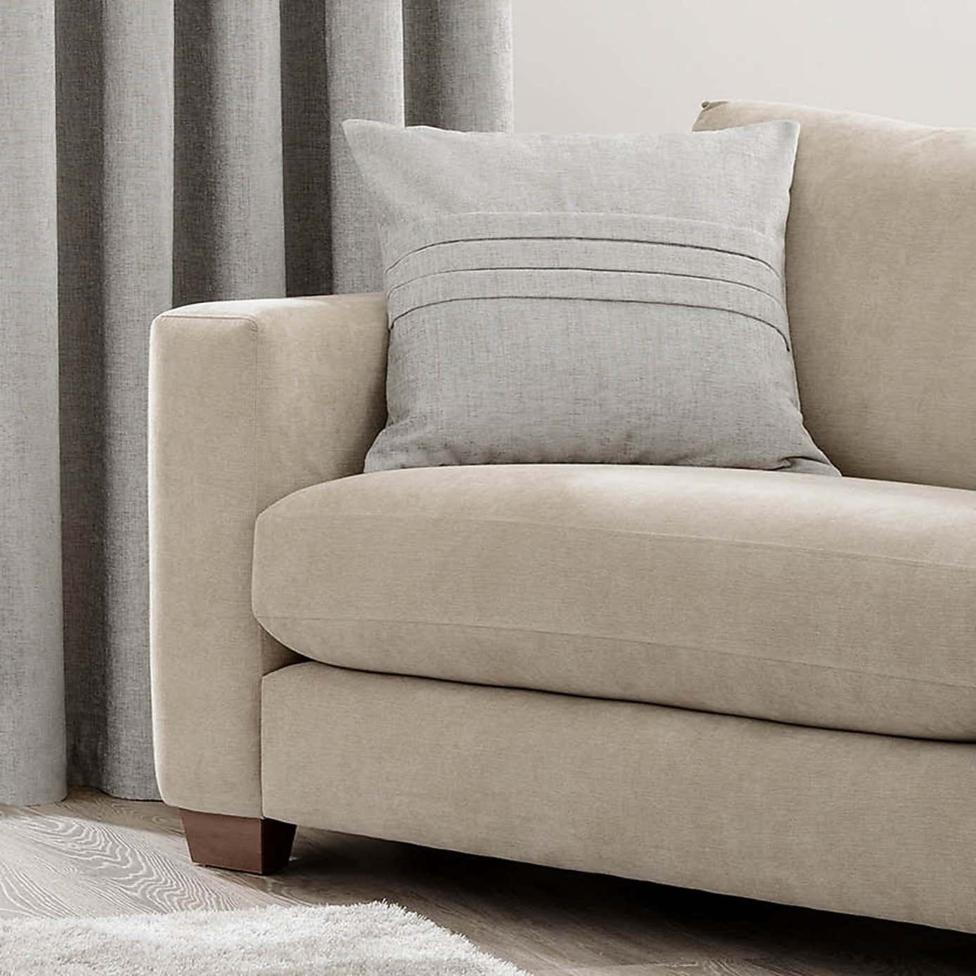 Carousel zoom image position 4 of 5