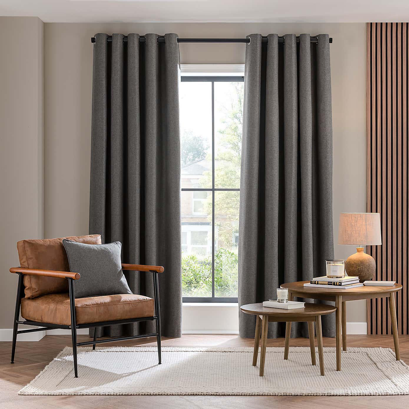 Carousel zoom image position 2 of 9