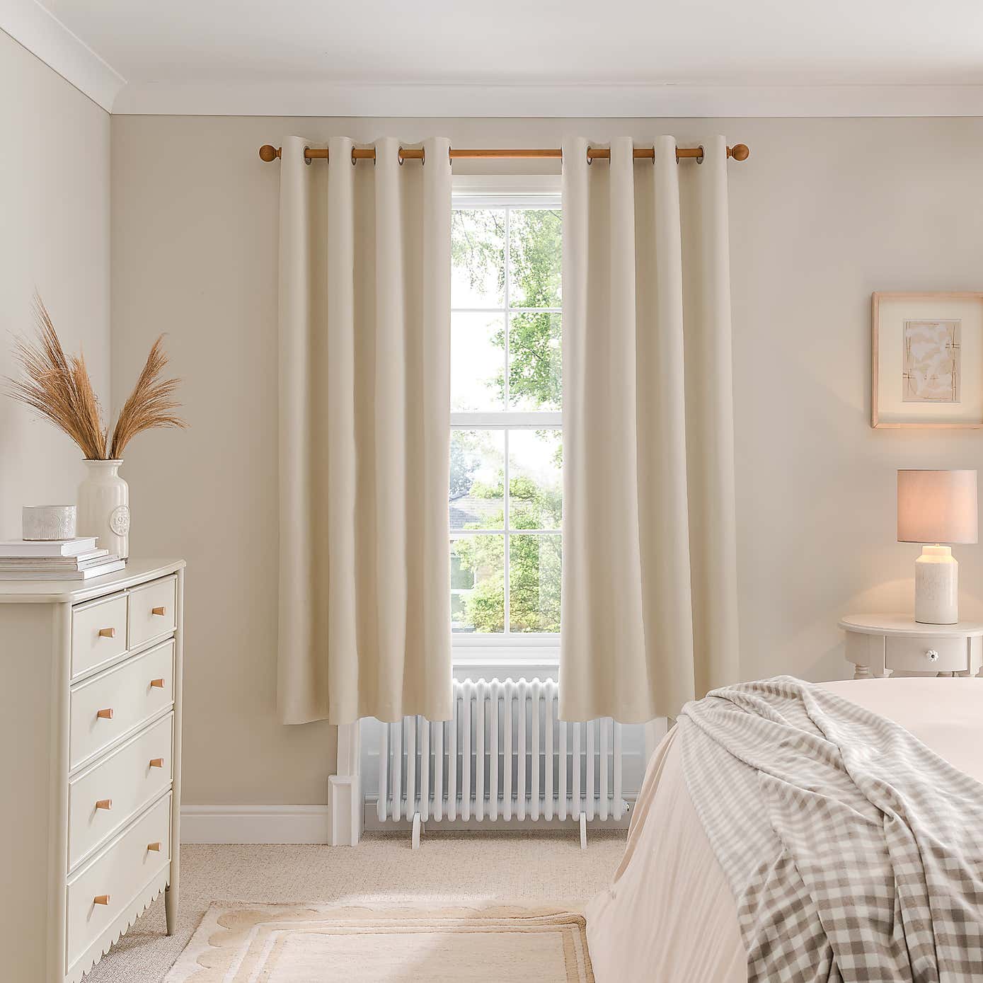 Carousel zoom image position 4 of 9