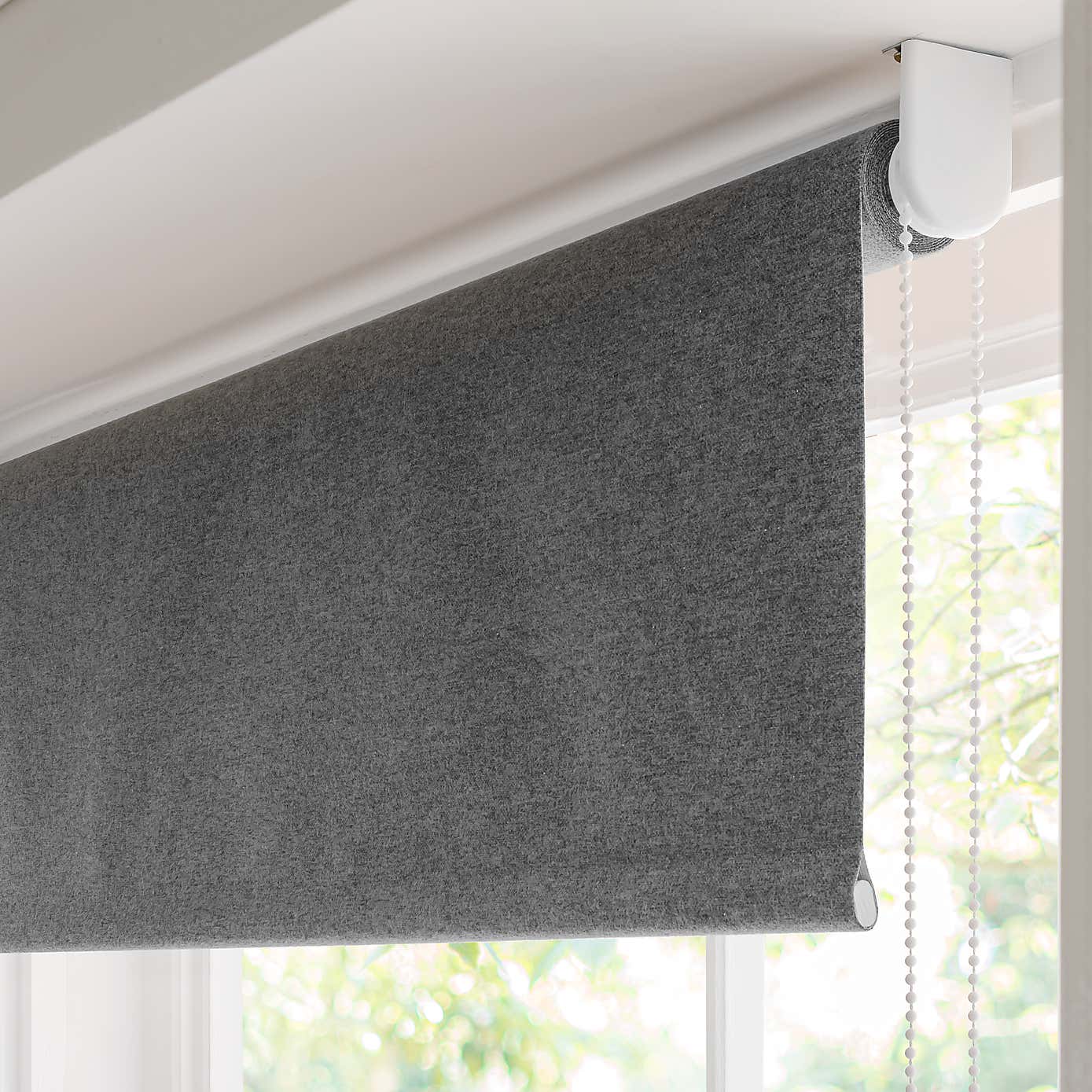 Carousel zoom image position 4 of 6