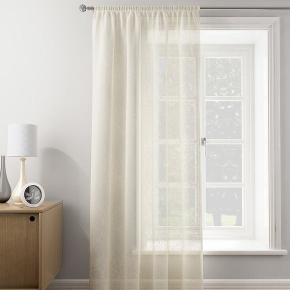  Dunelm