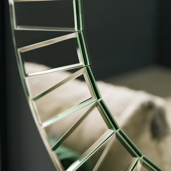 Carousel navigation image position 4 of 4