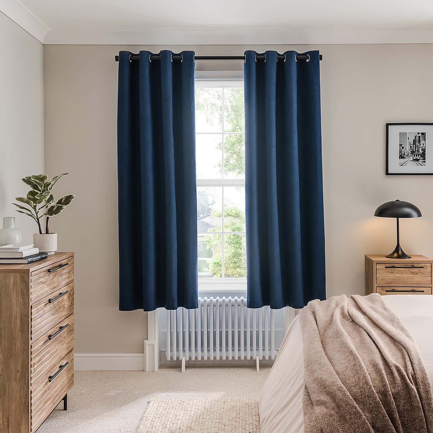 Carousel zoom image position 4 of 9