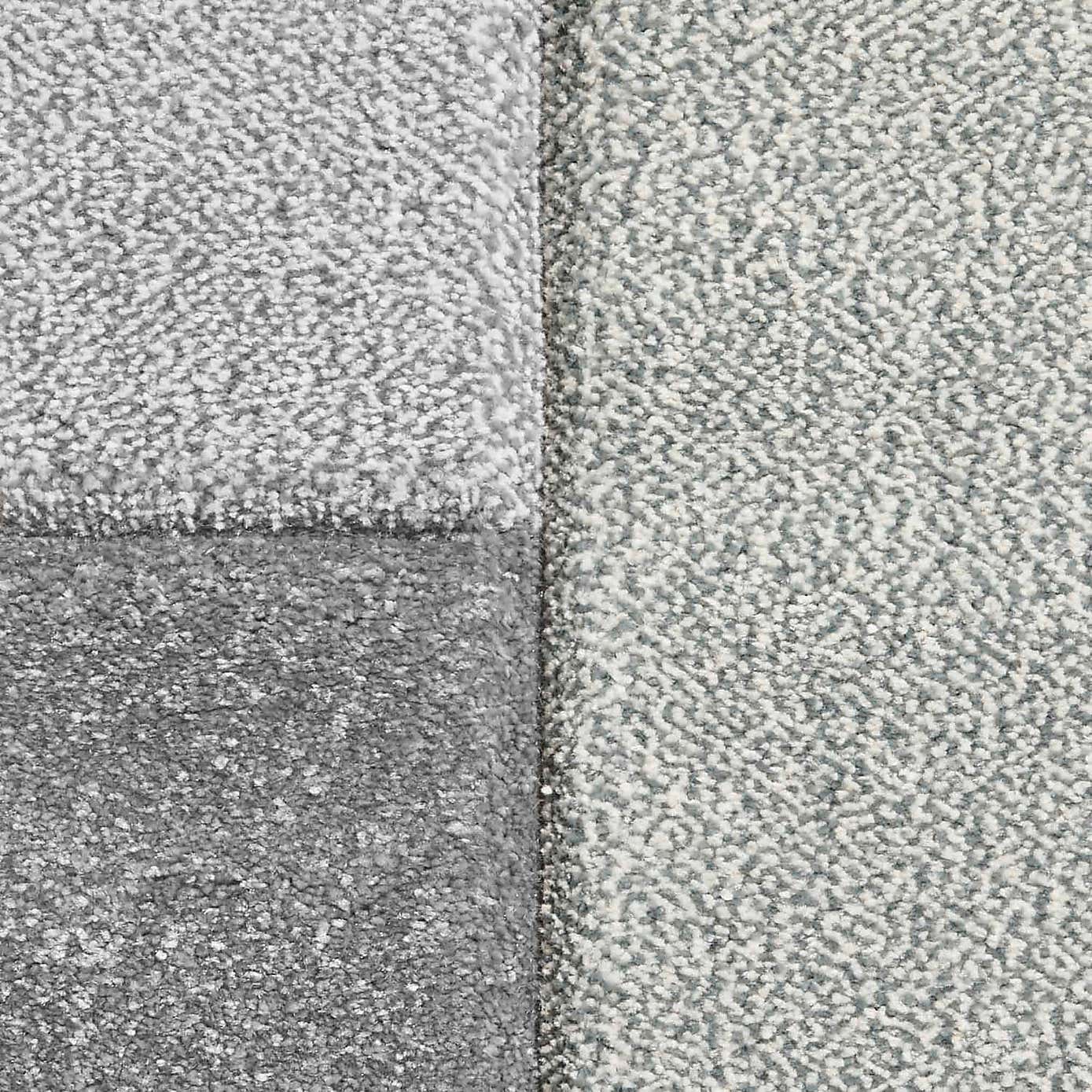 Carousel zoom image position 2 of 8