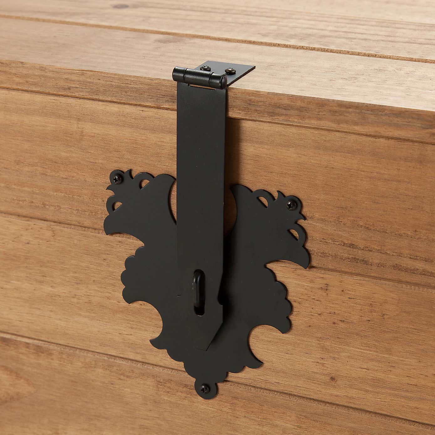 Carousel zoom image position 4 of 7