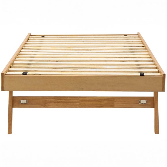 Solid oak deals trundle bed