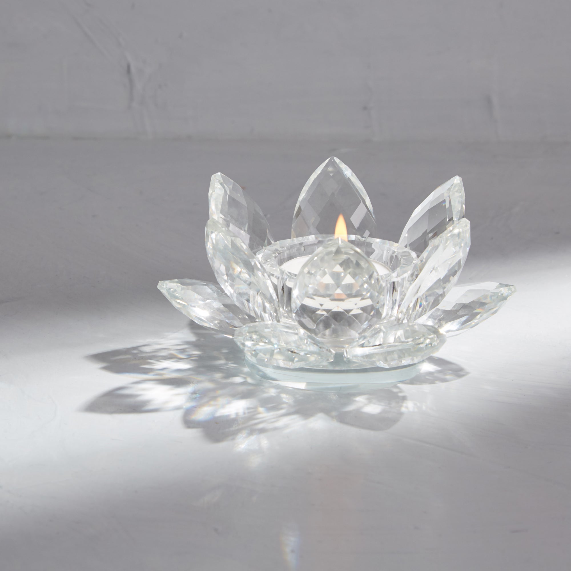 Dorma Glass Lotus Tealight Holder