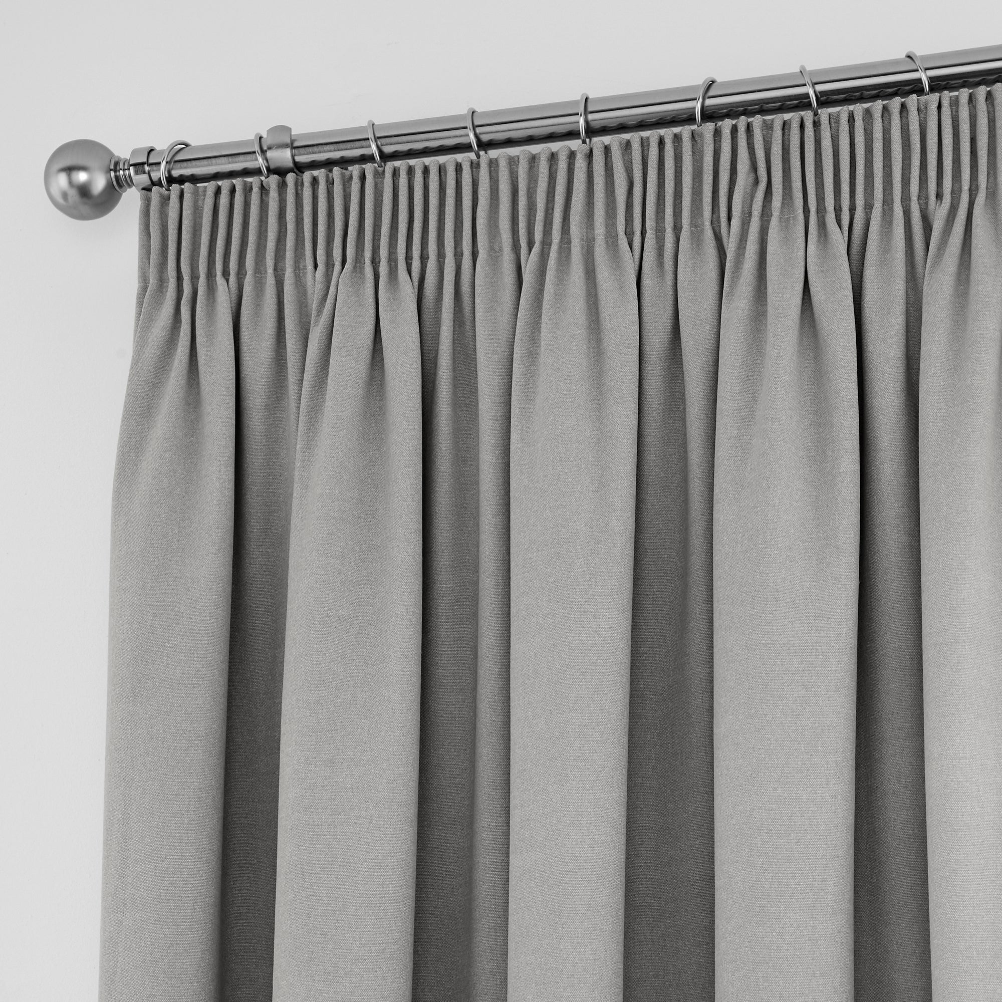 Curtains & Blinds 